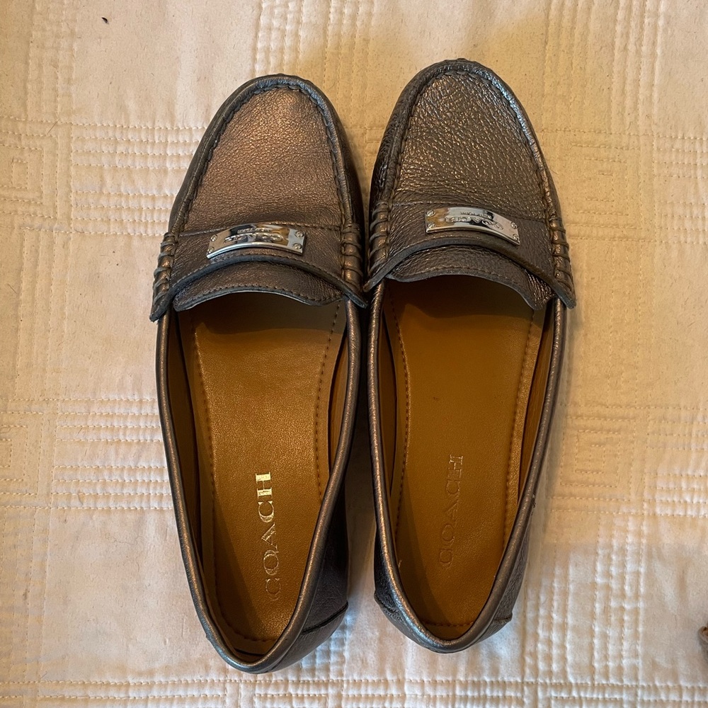 SALE!! Coach Driving Loafers Metallic Silver Gunmetal